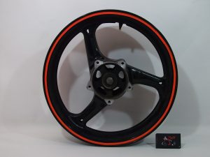 LLANTA DELANTERA SUZUKI GSR 600 06-08